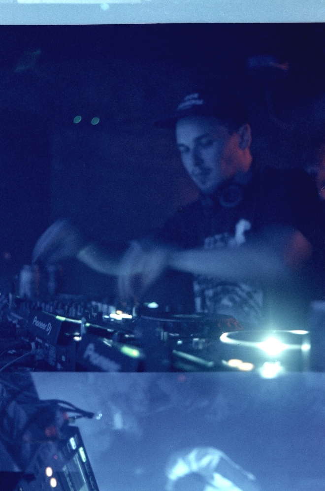 15 Bass Drop, Shakhta Records, Chapeau, WZ